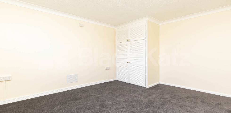 			1 Bedroom, 1 bath, 1 reception Apartment			 Oakleigh Road South, New Southgate